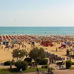Daire 80m From The - Beahost Bibione